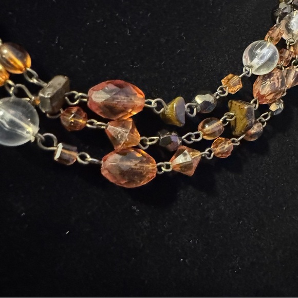 ⚜️3 for $30⚜️ Vintage Amber Coloured Station Necklace (Tiger Eye Glass Acrylic) - Picture 6 of 13